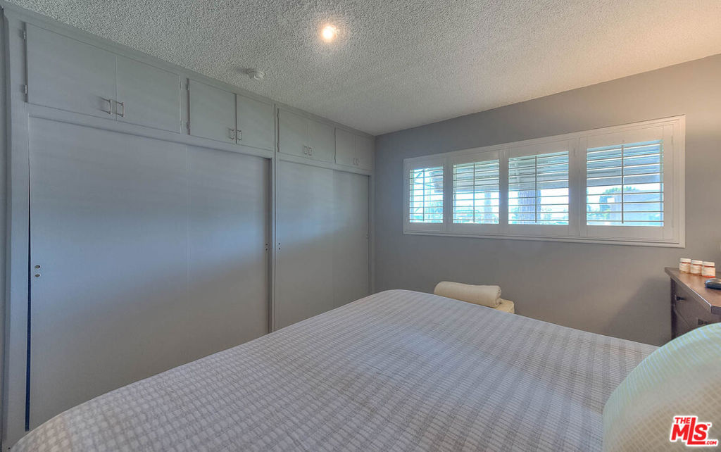 11118 Crenshaw Boulevard 1 Property Photo 49