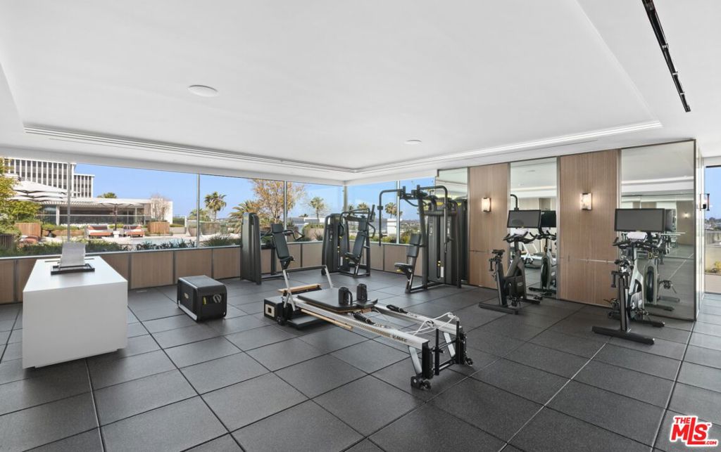 9200 Wilshire Boulevard 402w Property Photo 18
