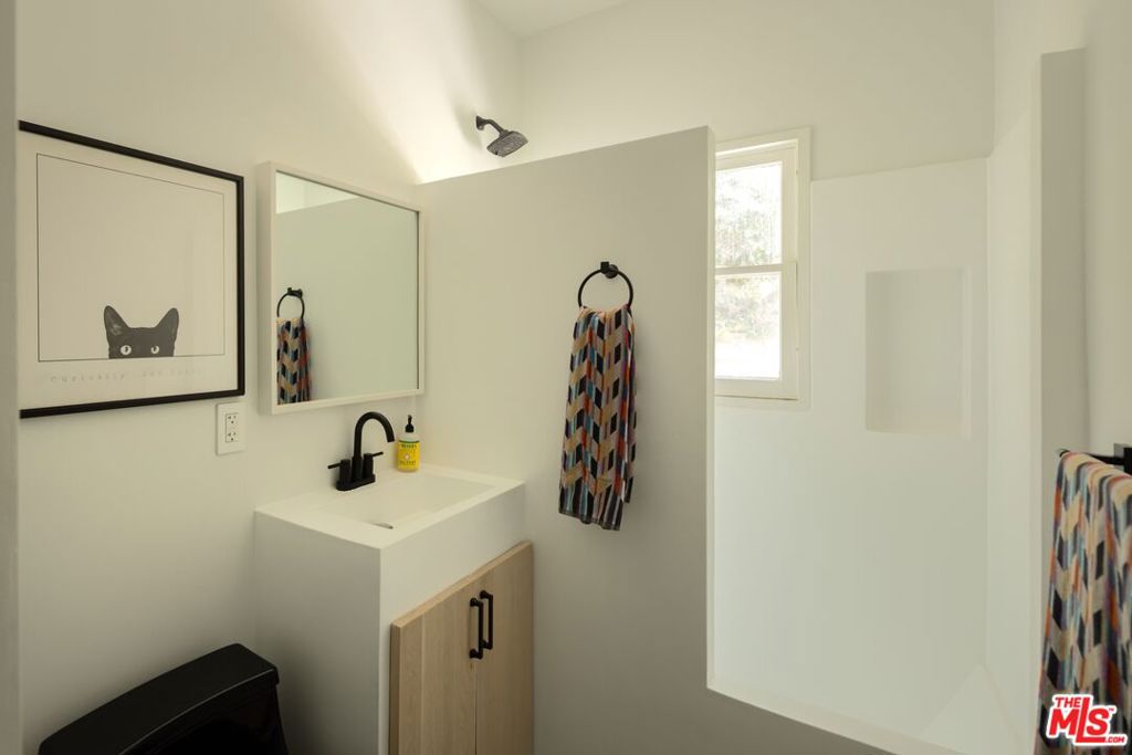 8262 Marmont Lane Property Photo 12