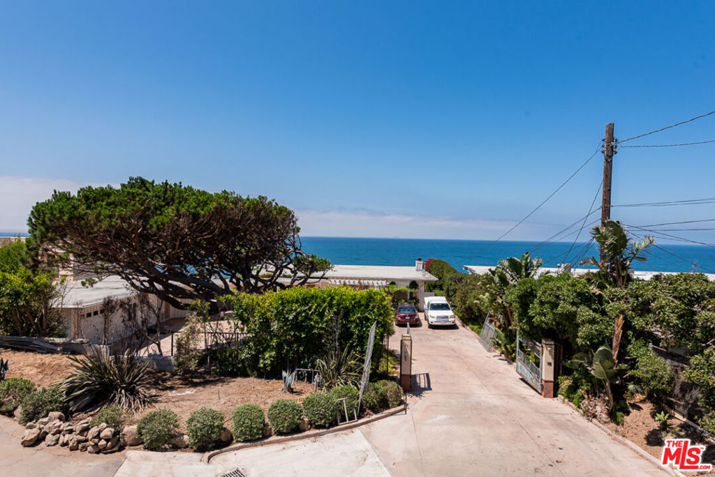 7273 Birdview Avenue Property Photo 10