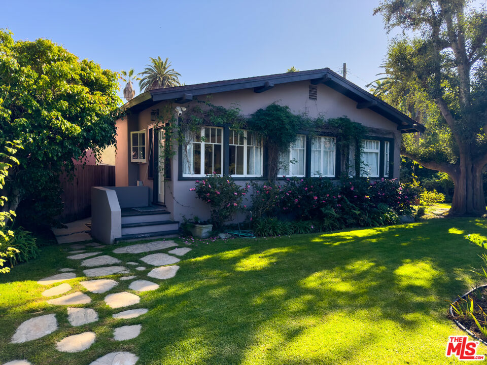 308 Windward Avenue Property Photo 1