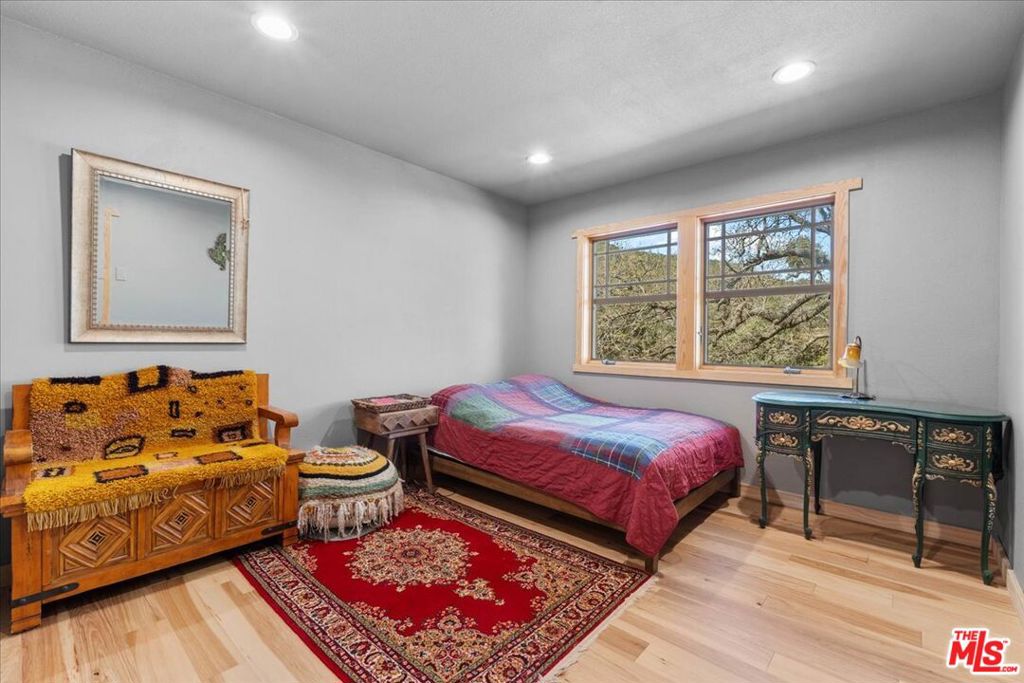 28200 Pine Canyon Road Property Photo 17