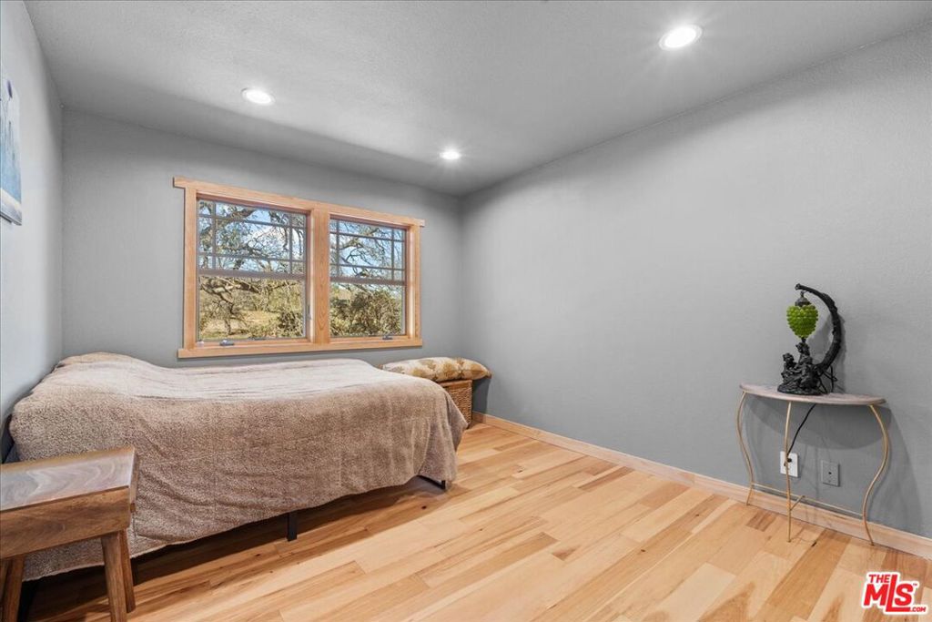 28200 Pine Canyon Road Property Photo 21