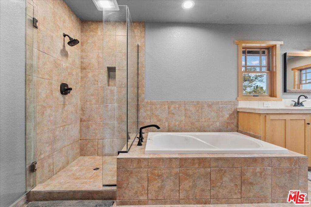 28200 Pine Canyon Road Property Photo 27