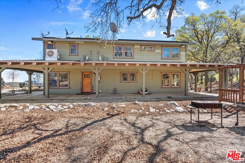 28200 Pine Canyon Road Property Photo 32