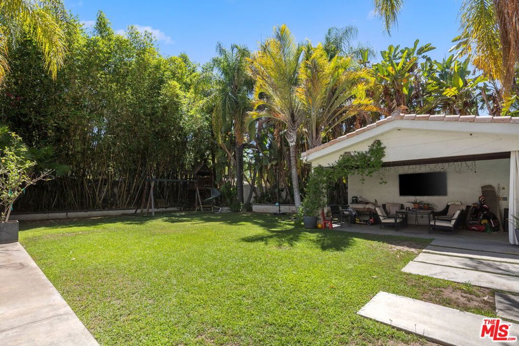 4743 White Oak Avenue Property Photo 8