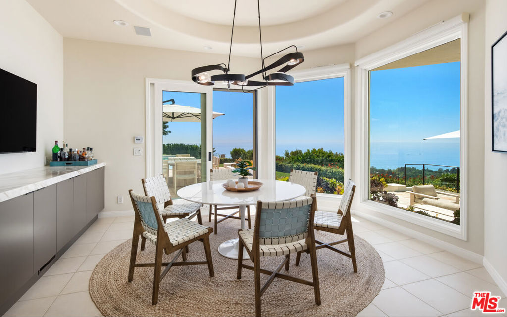 27445 Winding Way Property Photo 11