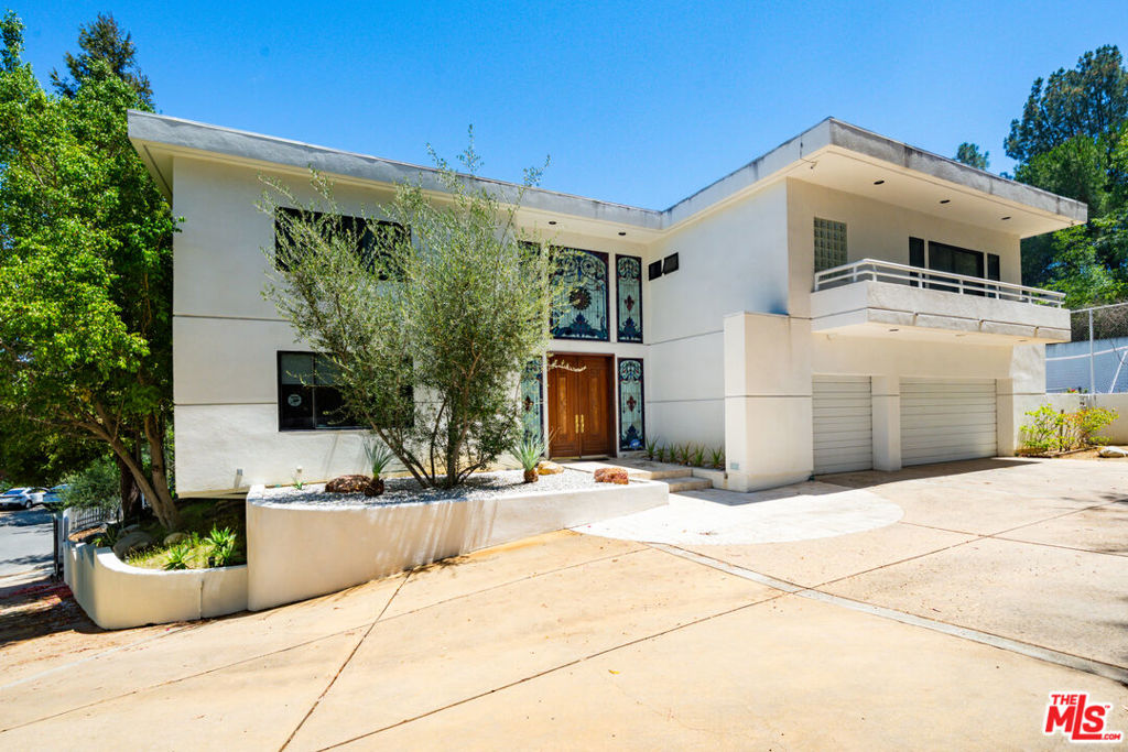 15656 Crownridge Place Property Photo