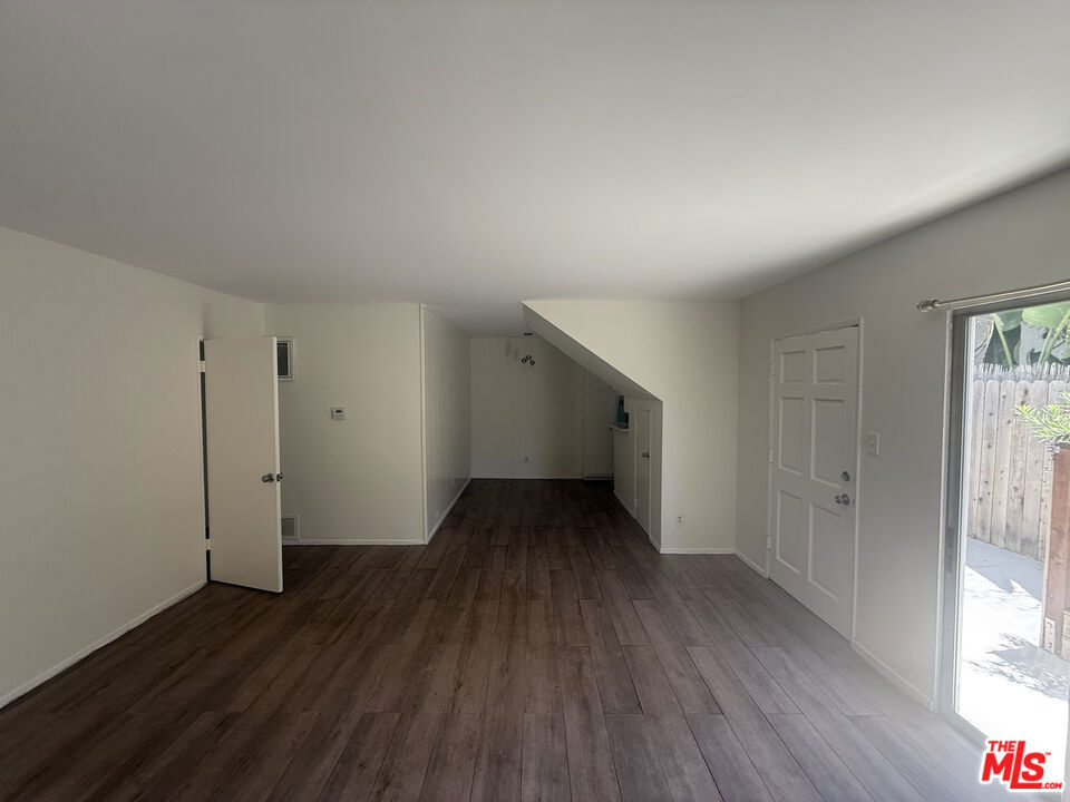 1678 Federal Avenue 4 Property Photo 1