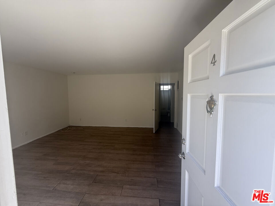 1678 Federal Avenue 4 Property Photo 4