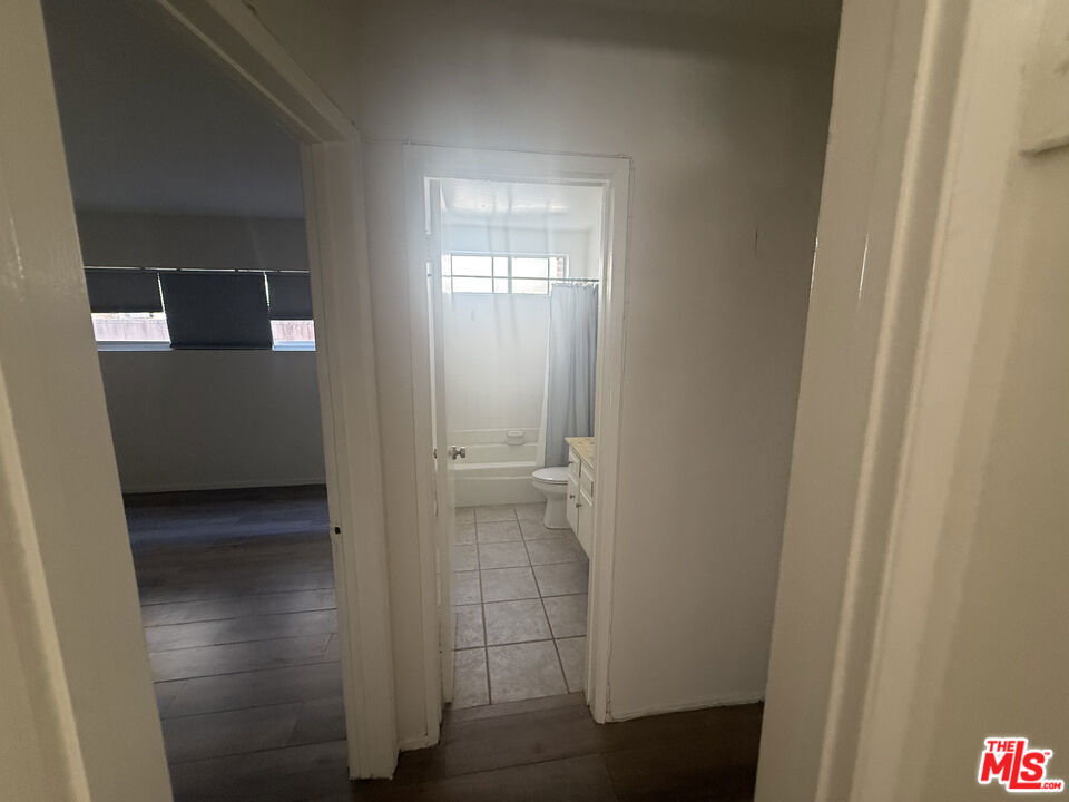 1678 Federal Avenue 4 Property Photo 6