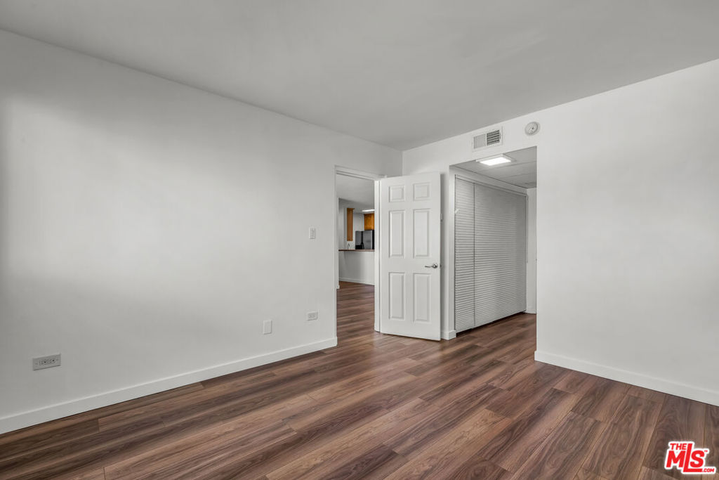 421 S La Fayette Park Place 210 Property Photo 12