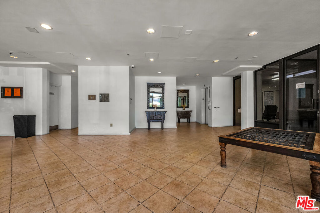 421 S La Fayette Park Place 210 Property Photo 19