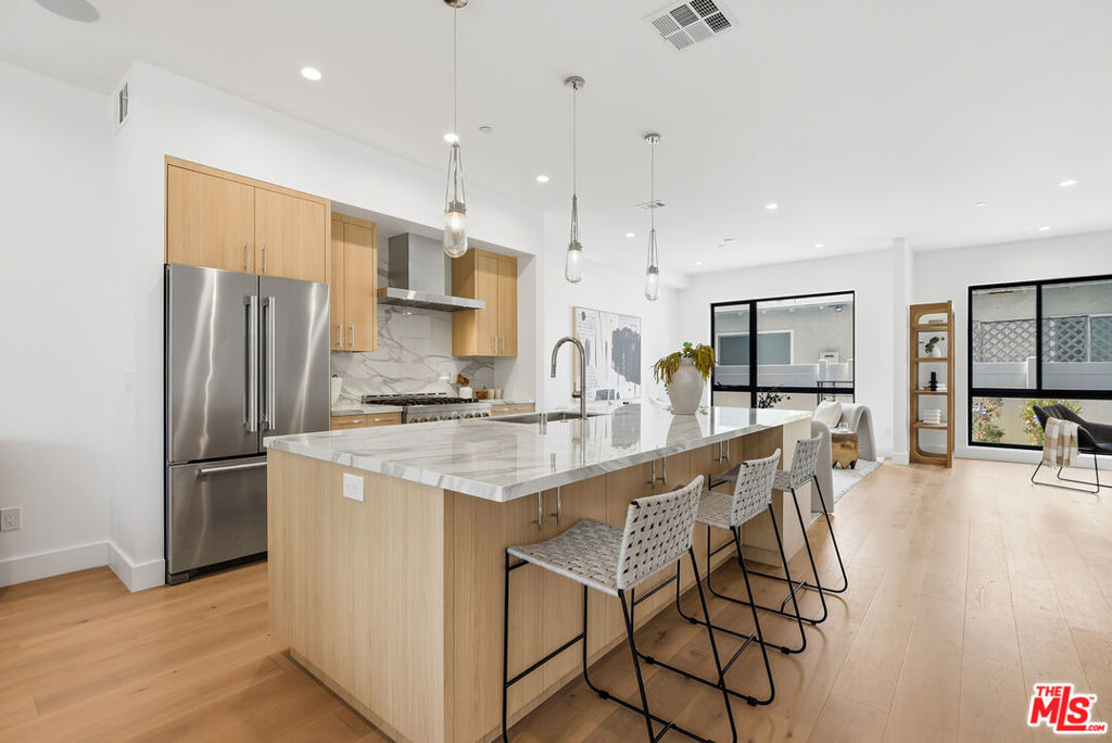 4095 Sawtelle Boulevard B Property Photo 6