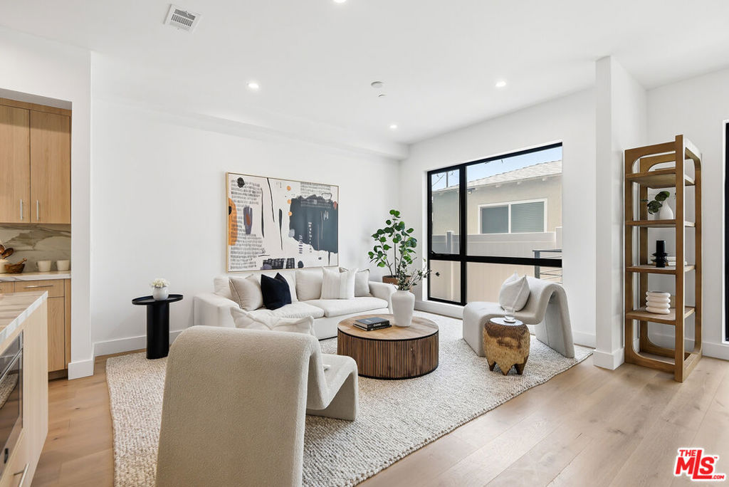 4095 Sawtelle Boulevard B Property Photo 12