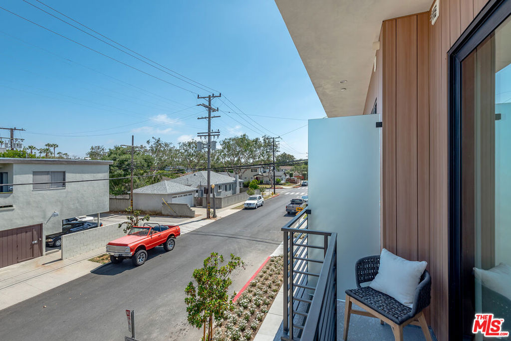 4095 Sawtelle Boulevard B Property Photo 23