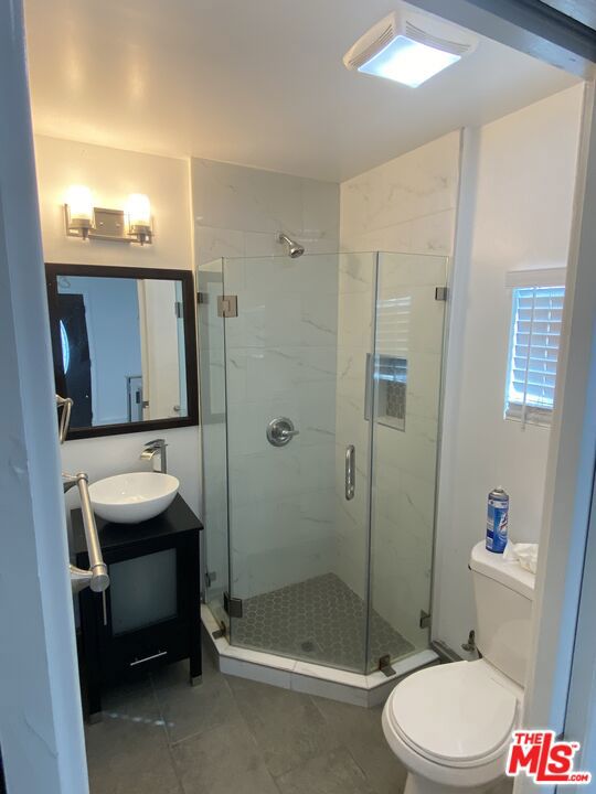 6417 Crescent Street Property Photo 20