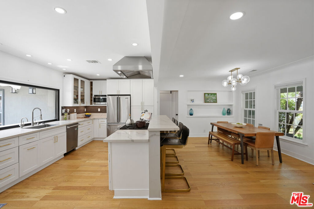 4744 Camellia Avenue Property Photo 13