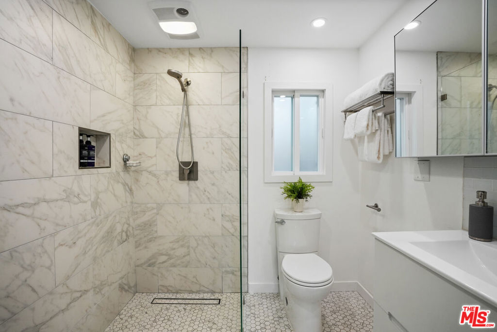 4744 Camellia Avenue Property Photo 54
