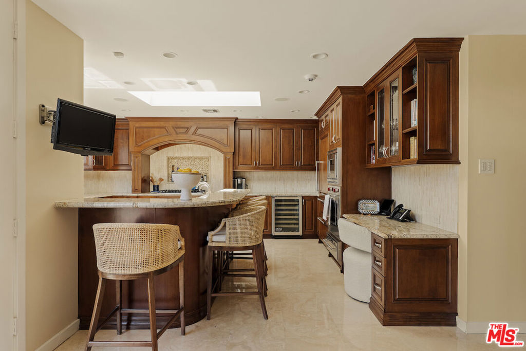 4101 Clear Valley Drive Property Photo 19