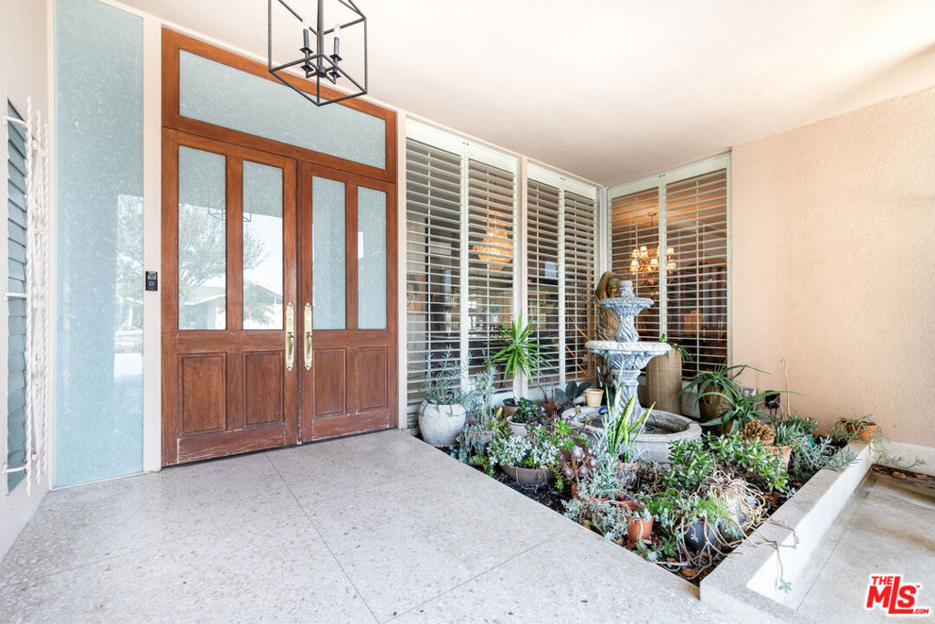 6704 Bedford Avenue Property Photo 6