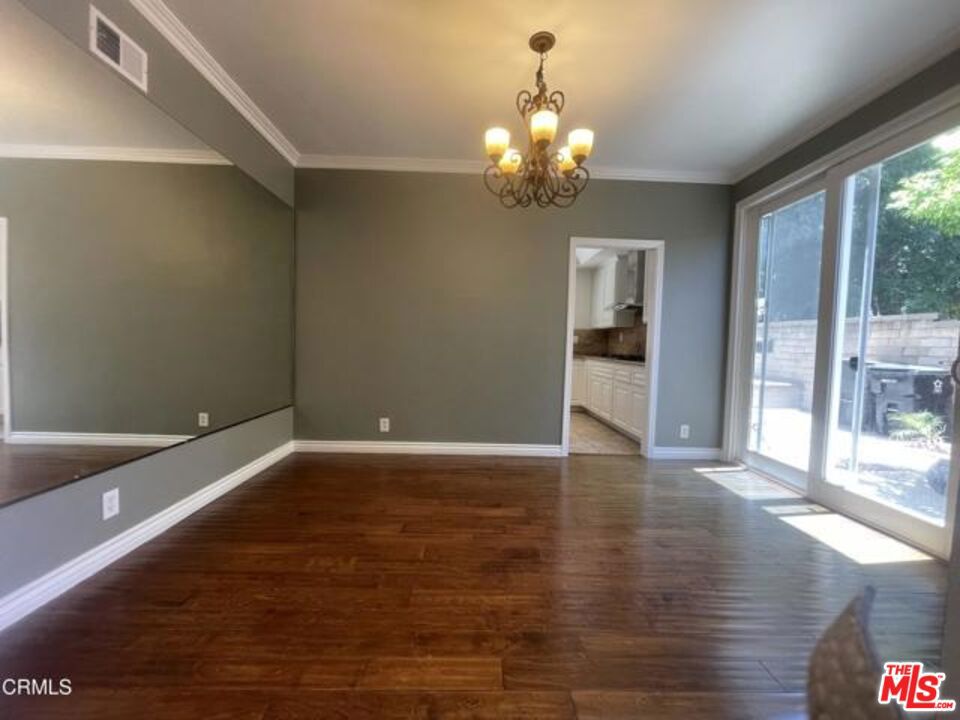1024 Laguna Terrace Property Photo 8