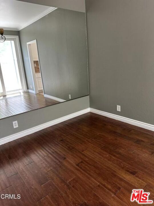 1024 Laguna Terrace Property Photo 11
