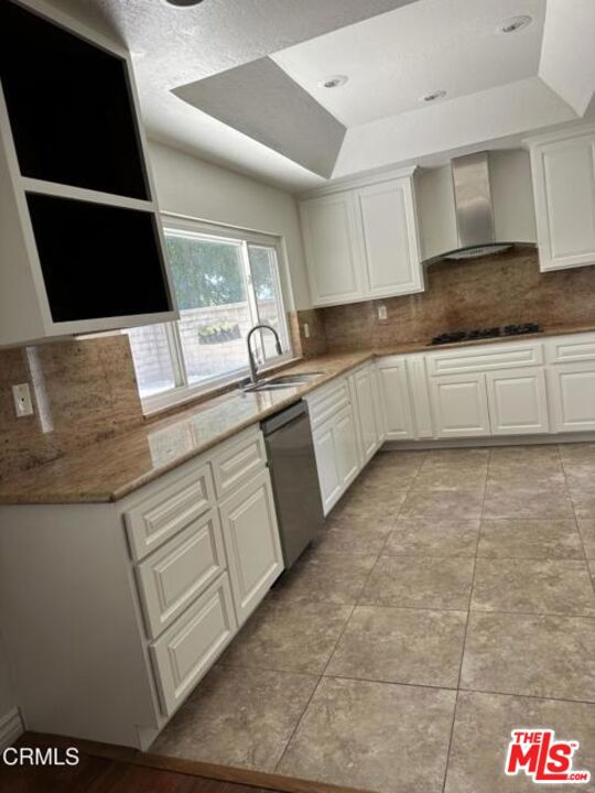 1024 Laguna Terrace Property Photo 12
