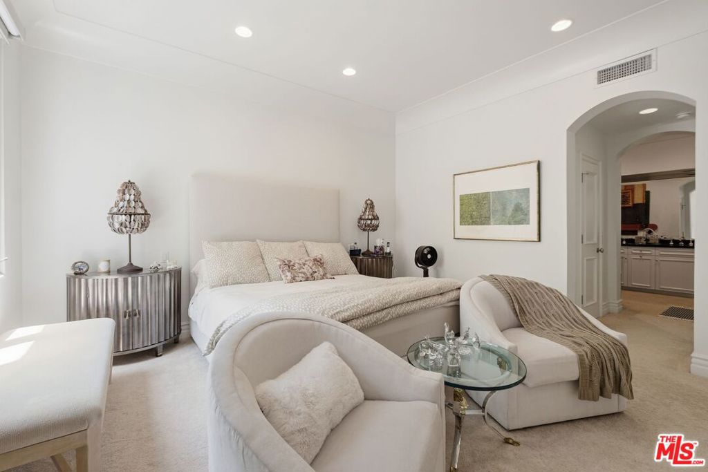 10116 Empyrean Way 202 Property Photo 15