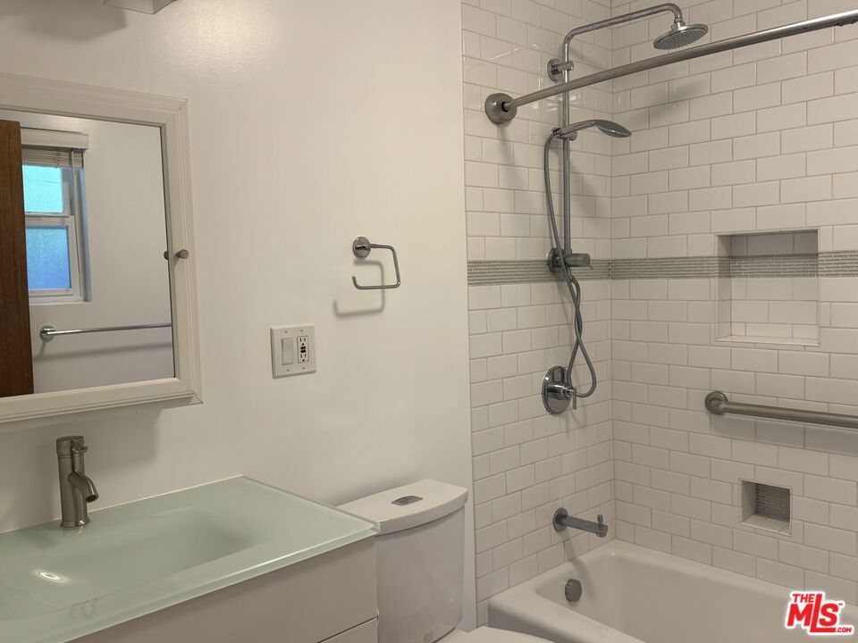 4535 Matilija Avenue Property Photo 5