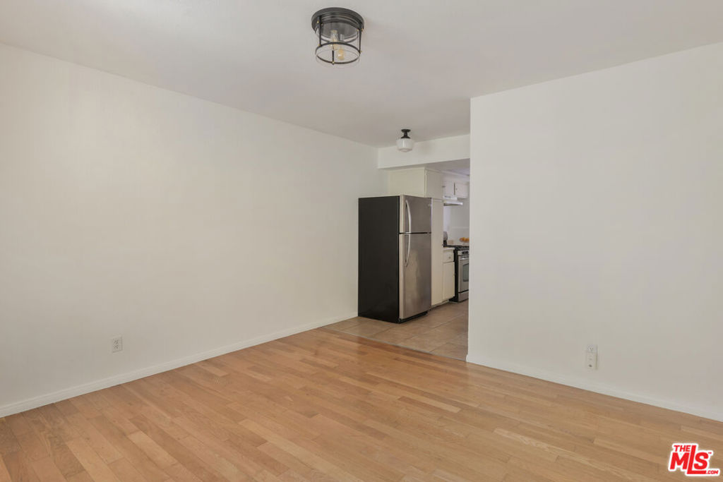 1561 Carmona Avenue Property Photo 39