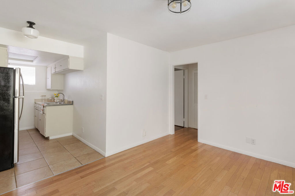 1561 Carmona Avenue Property Photo 40