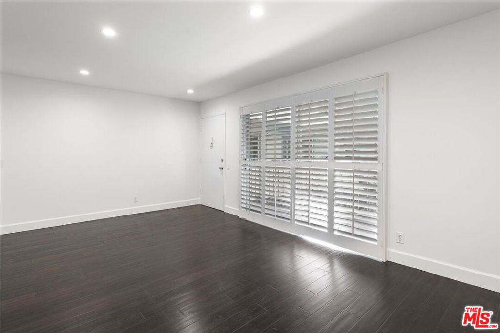 2311 4th Street 220 Property Photo 6