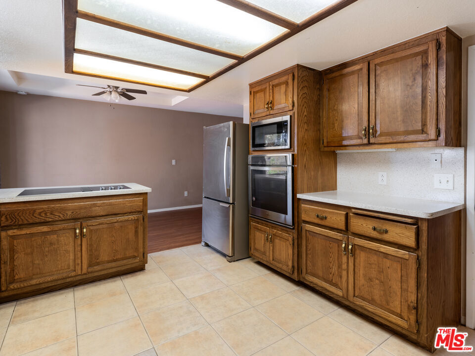 7204 Emerson Avenue Property Photo 6