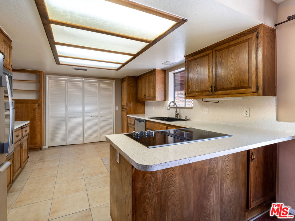 7204 Emerson Avenue Property Photo 9