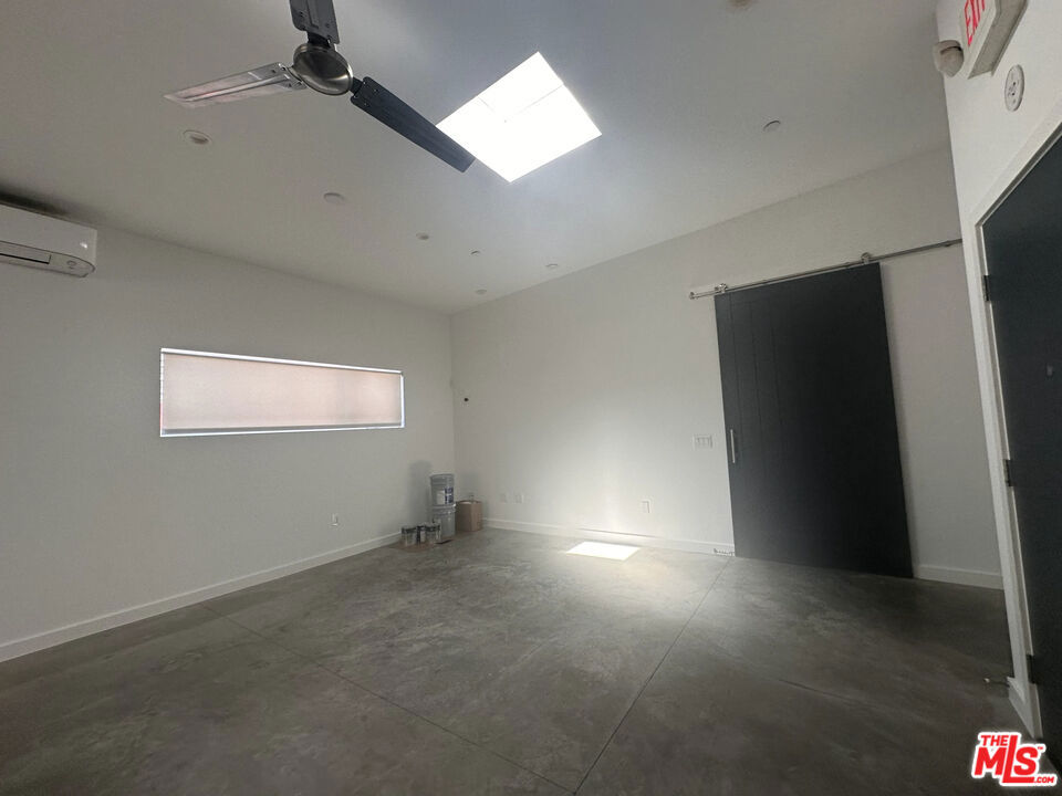 5408 Sepulveda Boulevard Property Photo 6