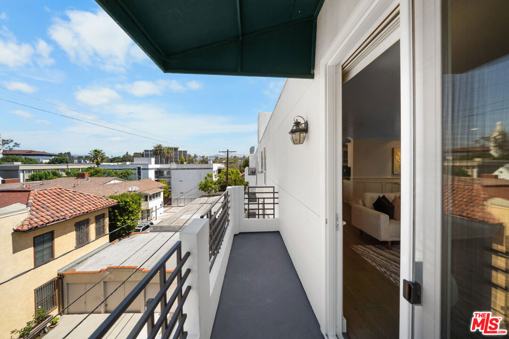 739 Lorraine Boulevard 402 Property Photo 25