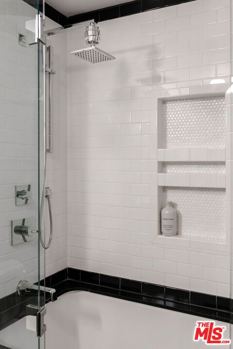 849 S Broadway 603 Property Photo 39
