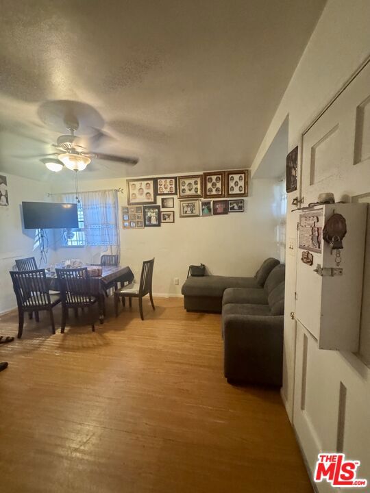 11416 Venice Boulevard Property Photo 3