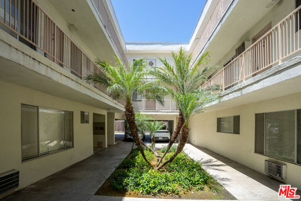 1041 S Corning Street Property Photo 19
