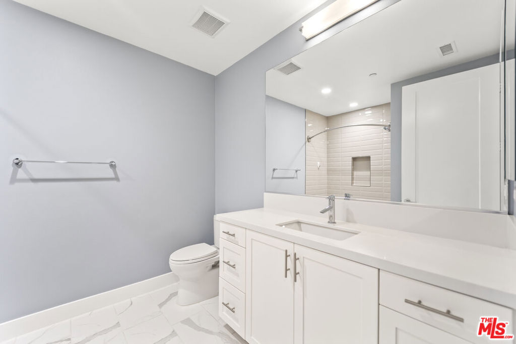 12705 Bluff Creek Drive 3 Property Photo 13