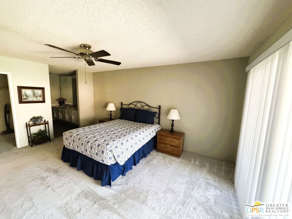 2615 N Whitewater Club Drive A Property Photo 10