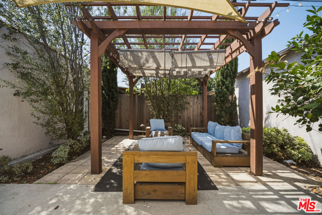 1308 W 56th Street Property Photo 29