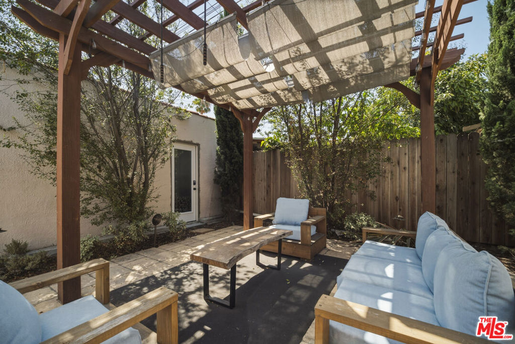 1308 W 56th Street Property Photo 30