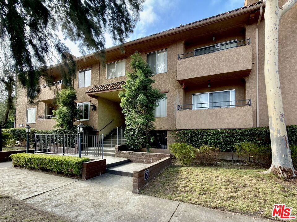 12940 Riverside Drive 201 Property Photo 1