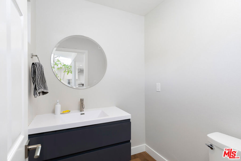 1240 24th Street 1 Property Photo 6