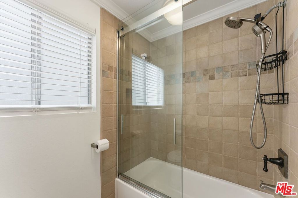 9061 Keith Avenue 208 Property Photo 10