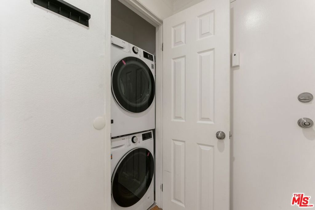 9061 Keith Avenue 208 Property Photo 12