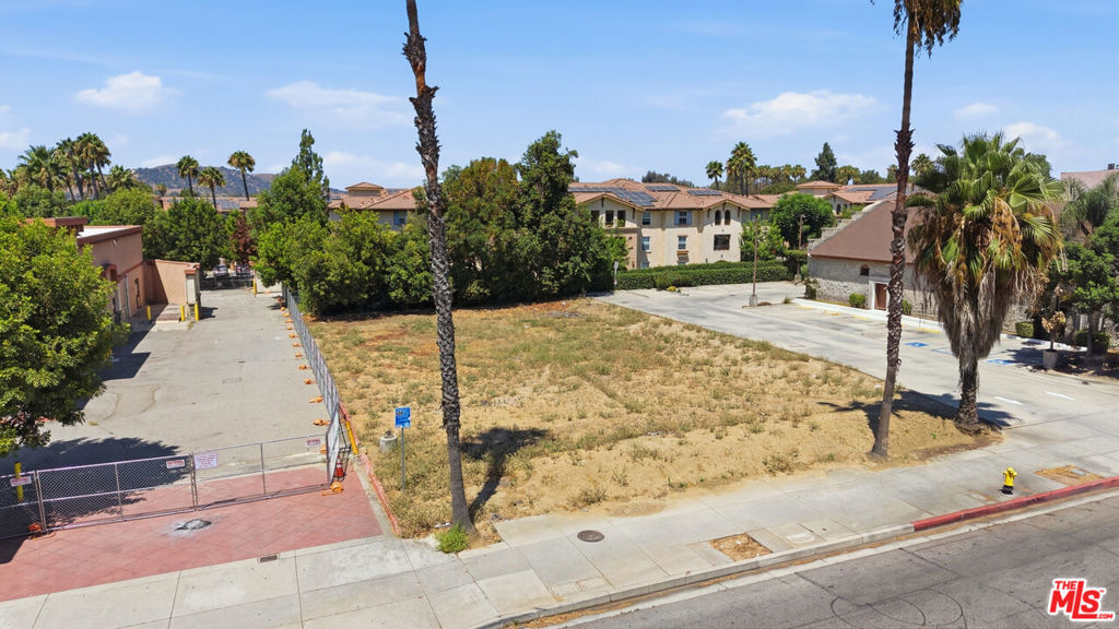 1447 S Garey Ave Property Photo 2