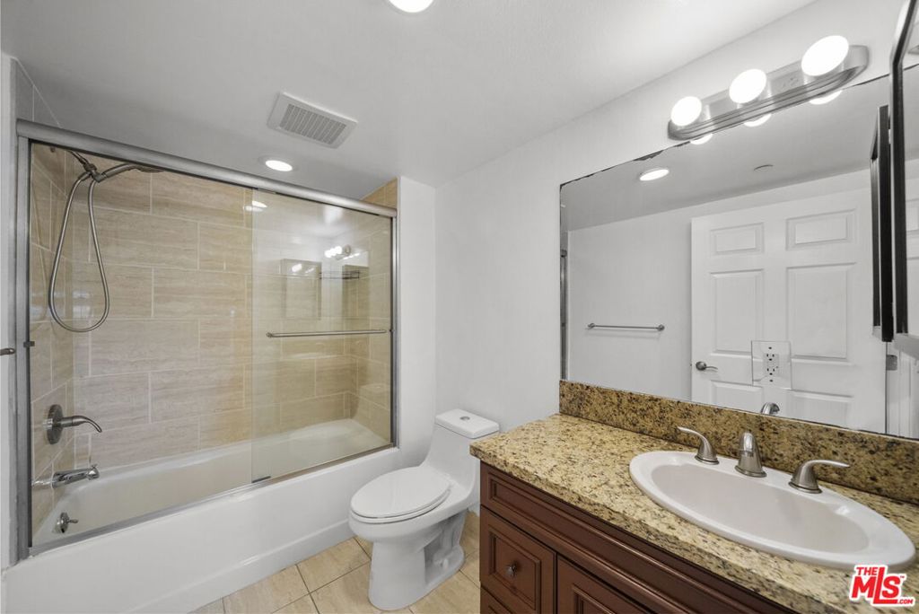 5315 Bellingham Avenue 204 Property Photo 14